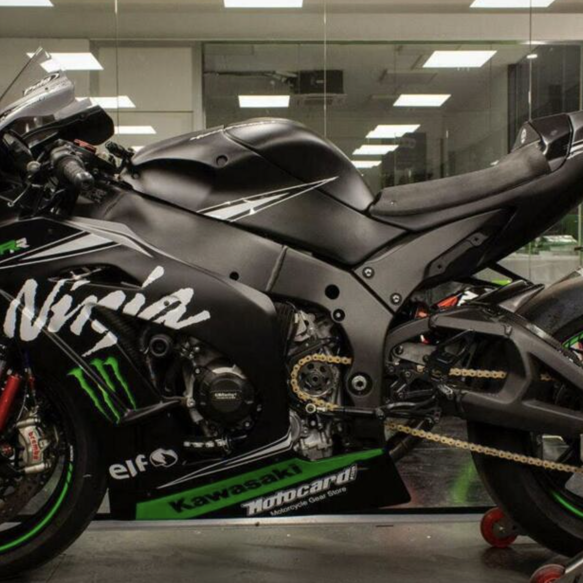 This Kawasaki ZX-10RR owned (carefully) by Jonathan Rea just sold